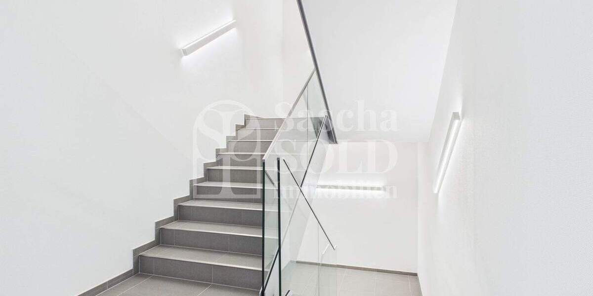 Repräsentative & moderne Gewerberäume auf 1.189 m² mit Glasfaser, Meetingräumen & Stellplätzen - Gewerbeobjekt Spiesen-Elversberg Spiesen | Angebot:25361199