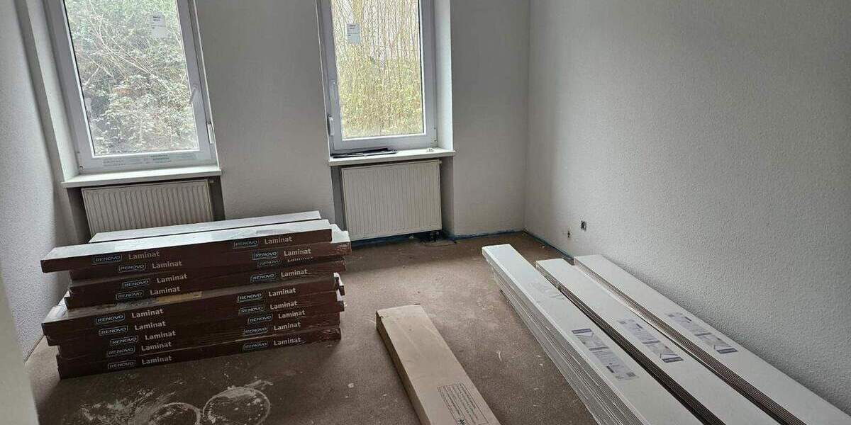 Einfamilienhaus Schiffweiler Landsweiler - 5 Zimmer, 128 m&sup2;, 195.000&euro; | Angebot:25702884