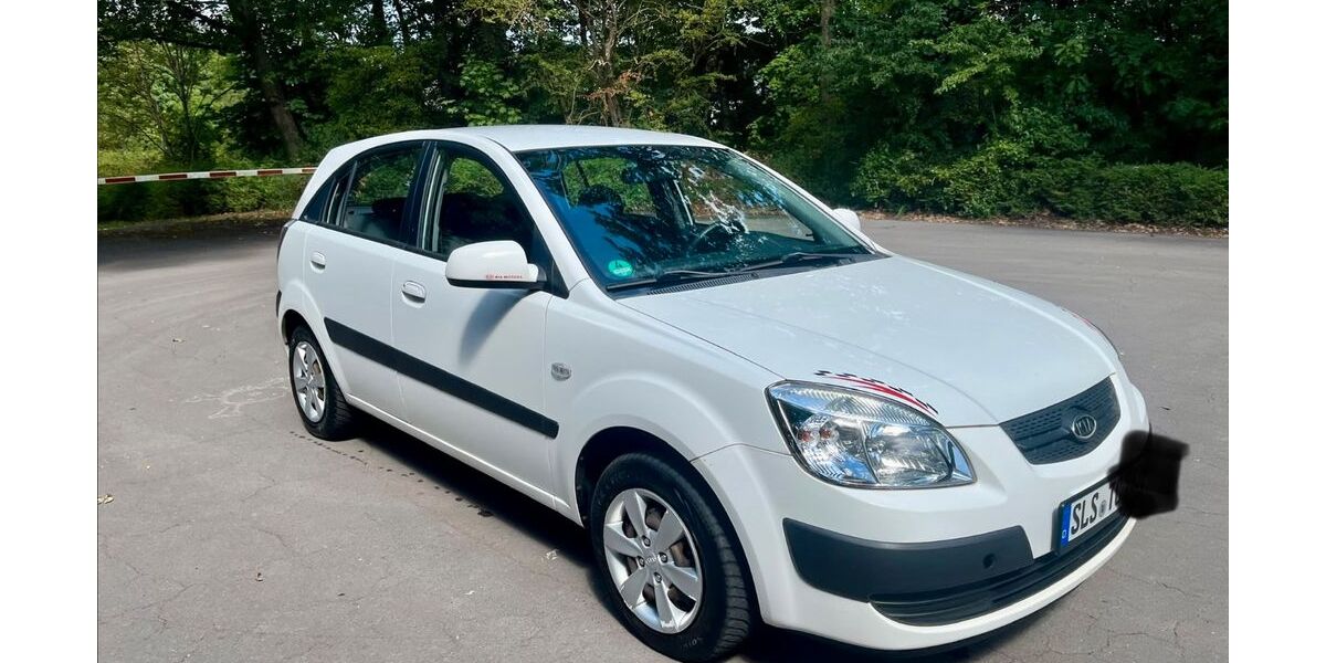 Kia Rio 188.000 km 1.990 &euro; Saarlouis 66740