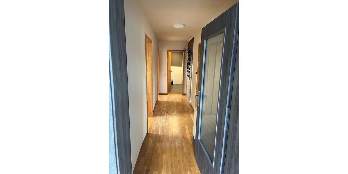 Dachgeschoßwohnung Saarwellingen - 2 Zimmer, 103 m&sup2;, 650&euro; | Angebot:24875826