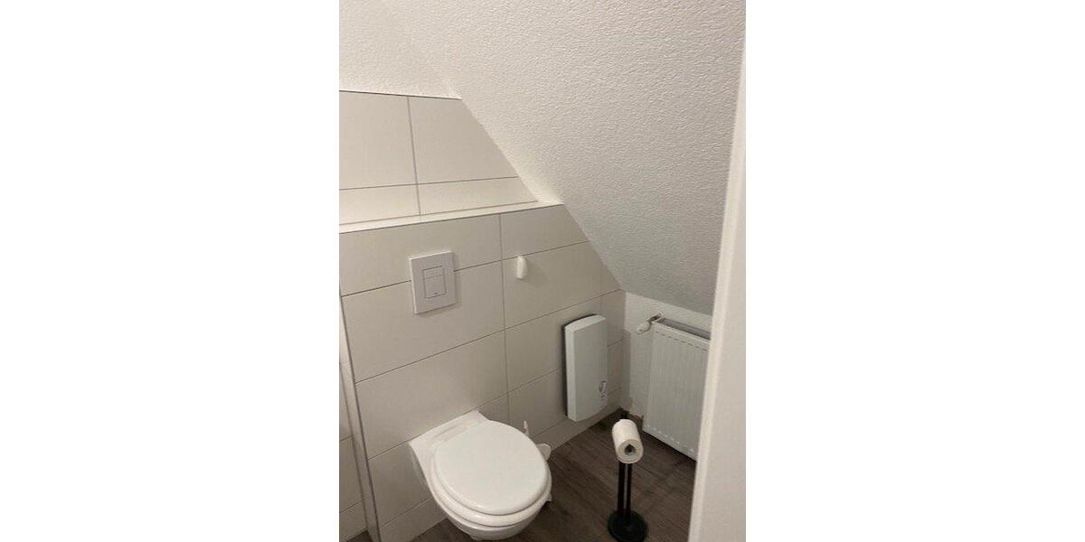Dachgeschoßwohnung Illingen - 2 Zimmer, 45 m&sup2;, 500&euro; | Angebot:26619285