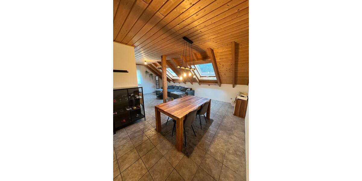 Dachgeschoßwohnung Friedrichsthal - 2 Zimmer, 70 m&sup2;, 450&euro; | Angebot:25945405