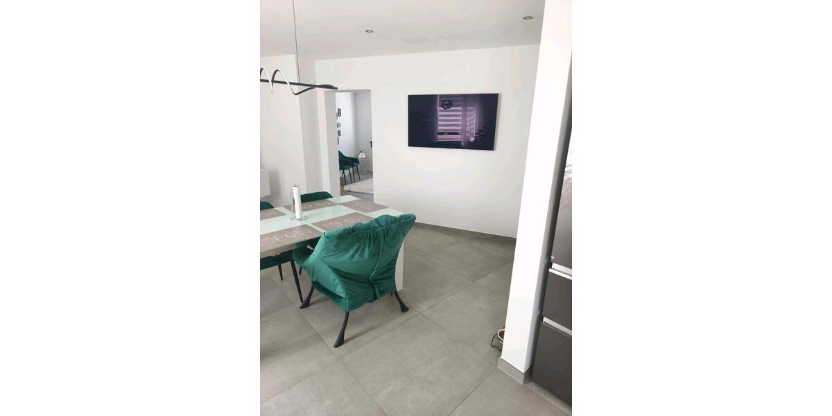 Etagenwohnung Zweibrücken - 2 Zimmer, 95 m&sup2;, 950&euro; | Angebot:26676852