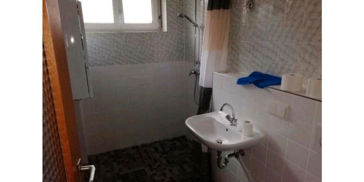 Etagenwohnung Schiffweiler - 5 Zimmer, 85 m&sup2;, 700&euro; | Angebot:25379468