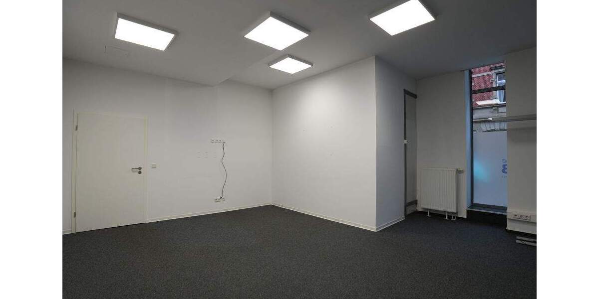 Etagenwohnung Saarlouis - 3 Zimmer, 150 m&sup2;, 1.500&euro; | Angebot:25737747