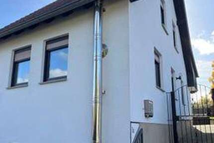 Wohnung Saarbrücken Brebach-Fechingen - 6 Zimmer, 120 m&sup2;, 215.000&euro; | Angebot:25180682