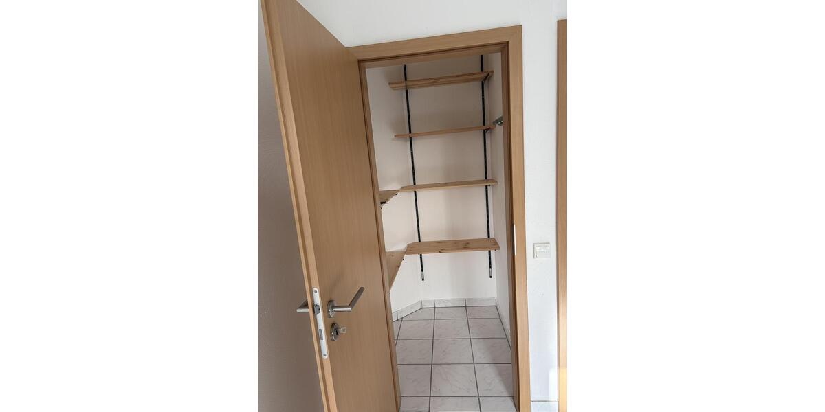 Etagenwohnung Saarbrücken Bischmisheim - 1 Zimmer, 105 m&sup2;, 750&euro; | Angebot:25436216