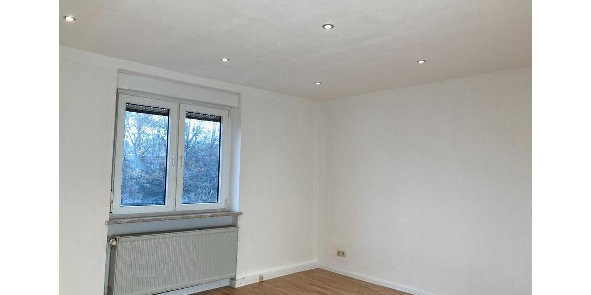 Etagenwohnung Neunkirchen Heinitz - 3.5 Zimmer, 69 m&sup2;, 580&euro; | Angebot:25417805