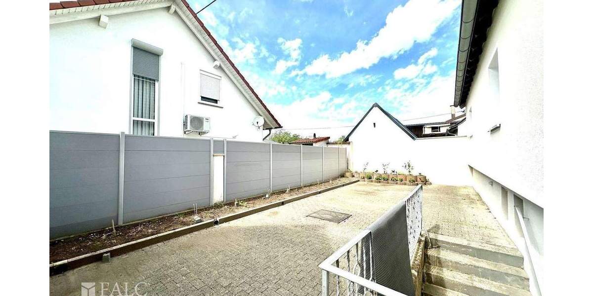 Einfamilienhaus Wadgassen - 5 Zimmer, 110 m&sup2;, 1.190&euro; | Angebot:25729889