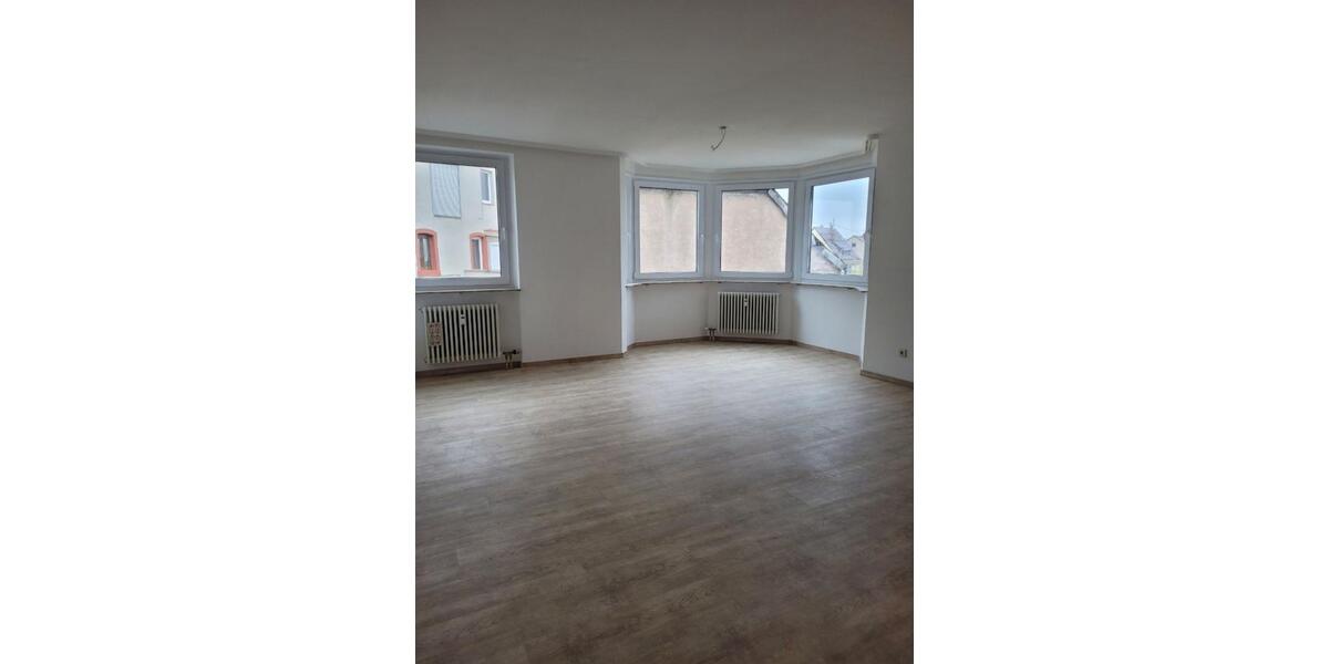 Etagenwohnung Neunkirchen - 2 Zimmer, 60 m&sup2;, 520&euro; | Angebot:25106009