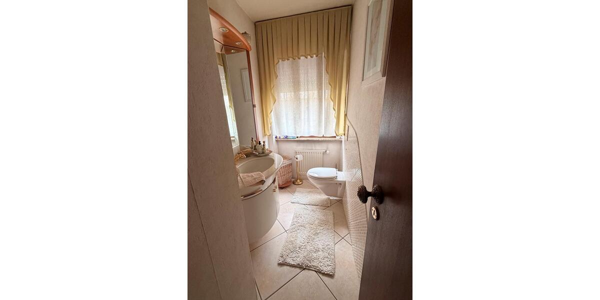 Einfamilienhaus Zweibrücken - 6 Zimmer, 263 m&sup2;, 420.000&euro; | Angebot:25998831