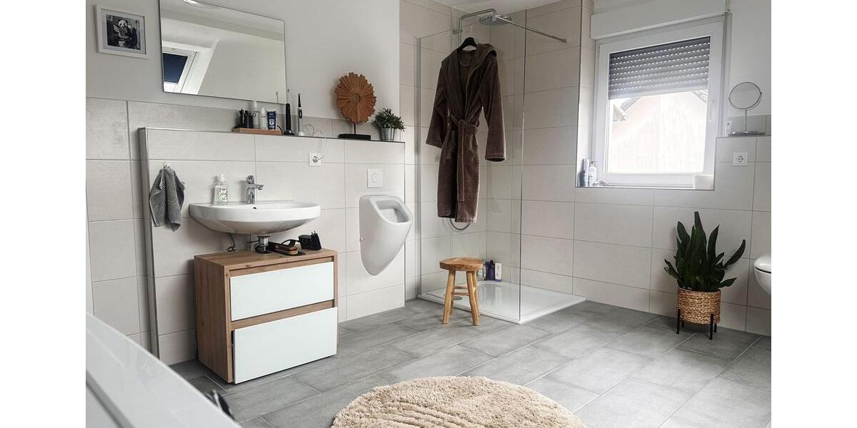 Maisonettenwohnung Schwalbach - 3 Zimmer, 80 m&sup2;, 700&euro; | Angebot:25874197