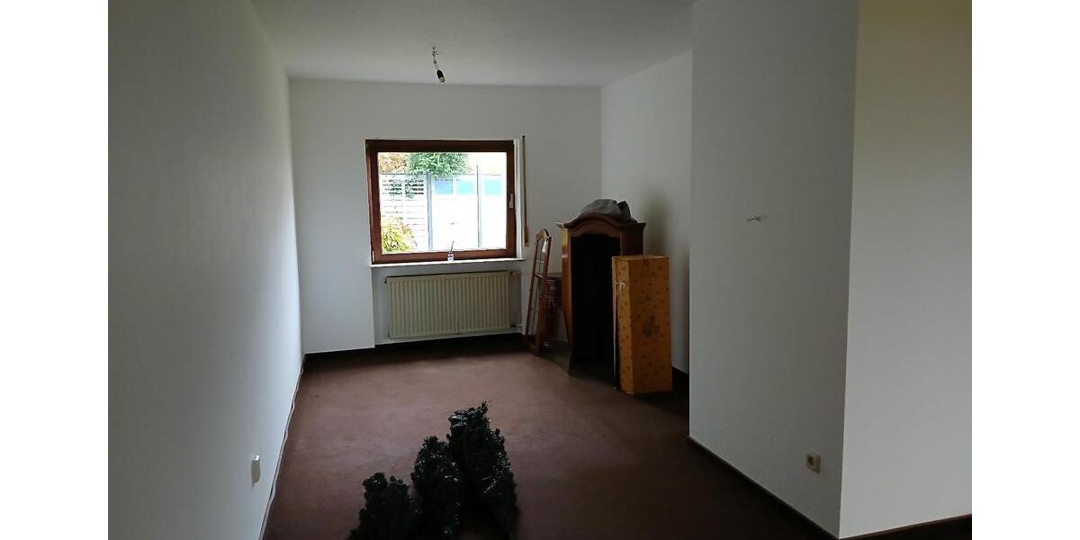 Bungalow Saarbrücken Ensheim - 4.5 Zimmer, 118 m&sup2;, 225.000&euro; | Angebot:27008998