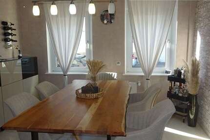 Haus Saarbrücken West - 5 Zimmer, 156 m&sup2;, 245.000&euro; | Angebot:27359289