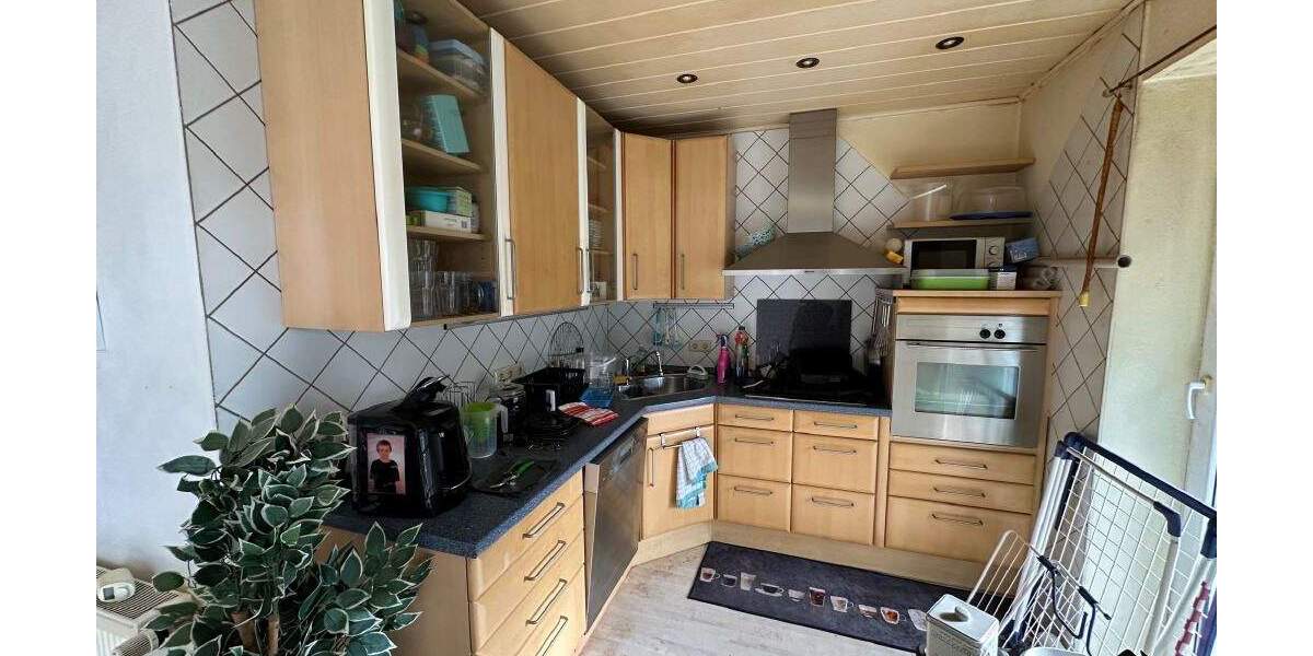 Mehrfamilienhaus, Wohnhaus Völklingen Geislautern - 8 Zimmer, 214 m&sup2;, 199.000&euro; | Angebot:25746396