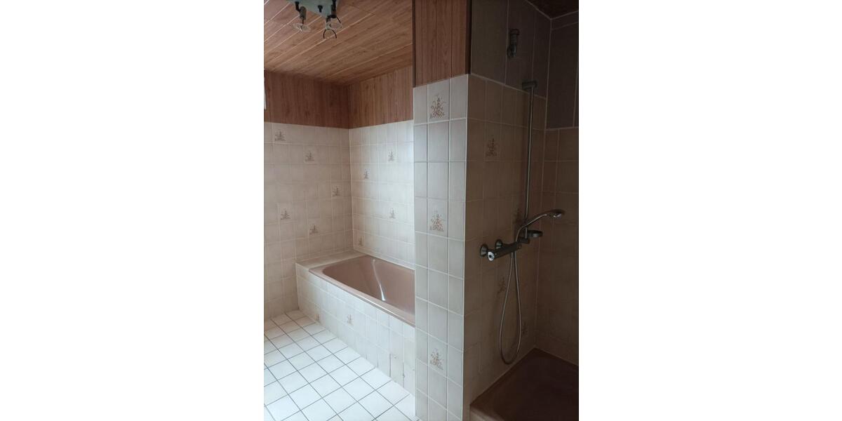 Reihenhaus Saarlouis - 5 Zimmer, 170 m&sup2;, 1.300&euro; | Angebot:26612380