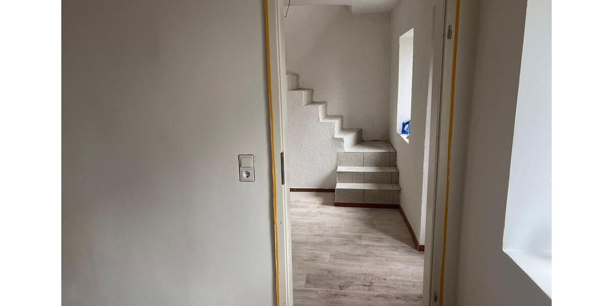 Einfamilienhaus Lebach - 5 Zimmer, 100 m&sup2;, 149.000&euro; | Angebot:24852241