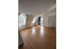 Dachgeschoßwohnung Sankt Ingbert - 3 Zimmer, 76 m&sup2;, 690&euro; | Angebot:25752349