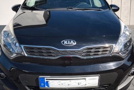 Kia Rio 165.000 km 4.900 &euro; Zweibrücken 66482