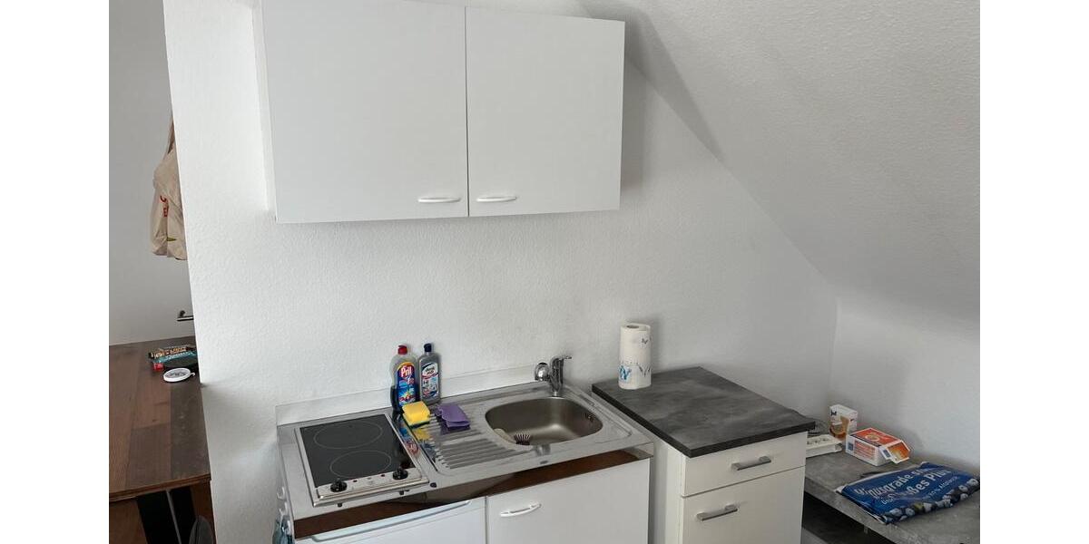 Dachgeschoßwohnung Saarbrücken Dudweiler - 1 Zimmer, 25 m&sup2;, 490&euro; | Angebot:26626526