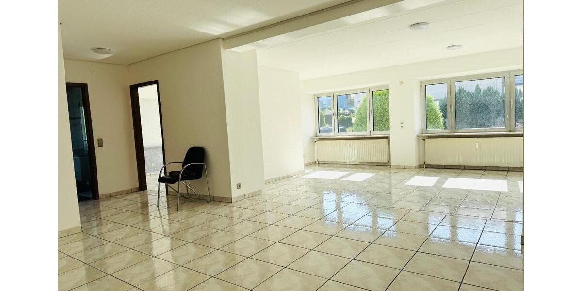 Erdgeschoßwohnung Saarbrücken West - 2 Zimmer, 85 m&sup2;, 650&euro; | Angebot:25382380