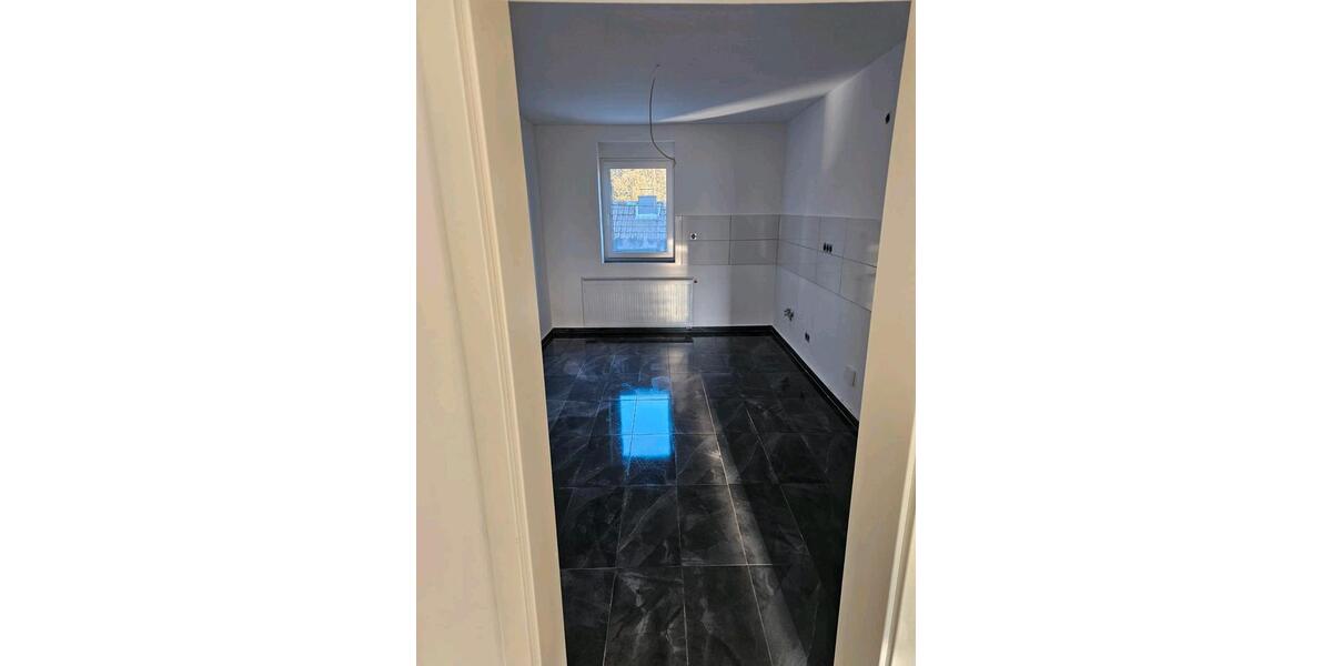 Etagenwohnung Neunkirchen - 5 Zimmer, 120 m&sup2;, 950&euro; | Angebot:25539818