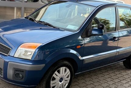 Ford Fusion 170.000 km 2.900 &euro; Dillingen Saar 66763