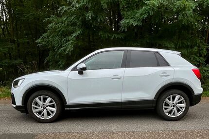 Audi Q2 11.000 km 27.490 &euro; Rehlingen-Siersburg 66780
