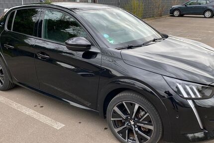 Peugeot e-208 19.925 km 20.350 &euro; Saarwellingen 66793