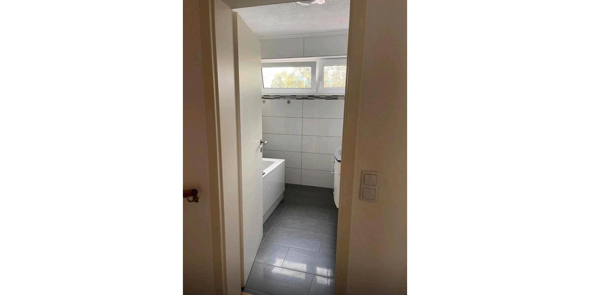 Reihenhaus Homburg - 4 Zimmer, 107 m&sup2;, 350.000&euro; | Angebot:25220566