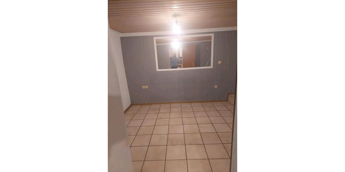 Etagenwohnung Saarbrücken St. Arnual - 2 Zimmer, 45 m&sup2;, 490&euro; | Angebot:24803680