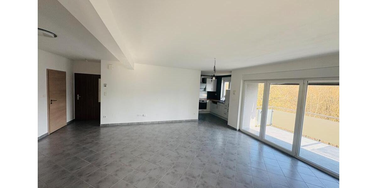 Etagenwohnung Saarbrücken - 3 Zimmer, 85 m&sup2;, 179.900&euro; | Angebot:25656703