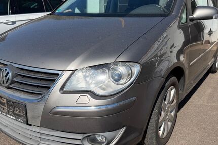 VW Touran 211.300 km 2.290 &euro; Lebach 66822