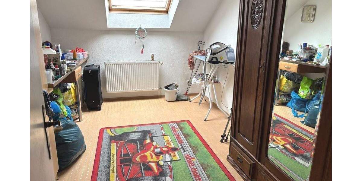 Einfamilienhaus Schwalbach Hülzweiler - 5 Zimmer, 123 m&sup2;, 129.000&euro; | Angebot:25667219
