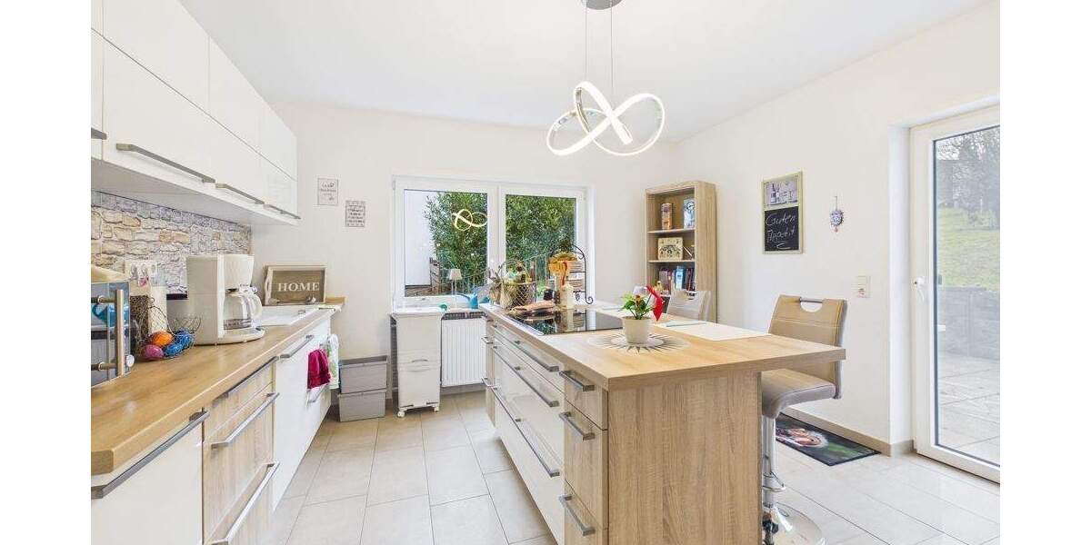 Einfamilienhaus Püttlingen / Köllerbach Köllerbach - 5 Zimmer, 151 m&sup2;, 420.000&euro; | Angebot:25687895