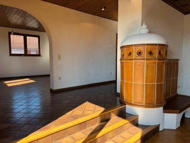 Einfamilienhaus Saarbrücken Kieselhumes - 7 Zimmer, 204 m&sup2;, 335.000&euro; | Angebot:26591087