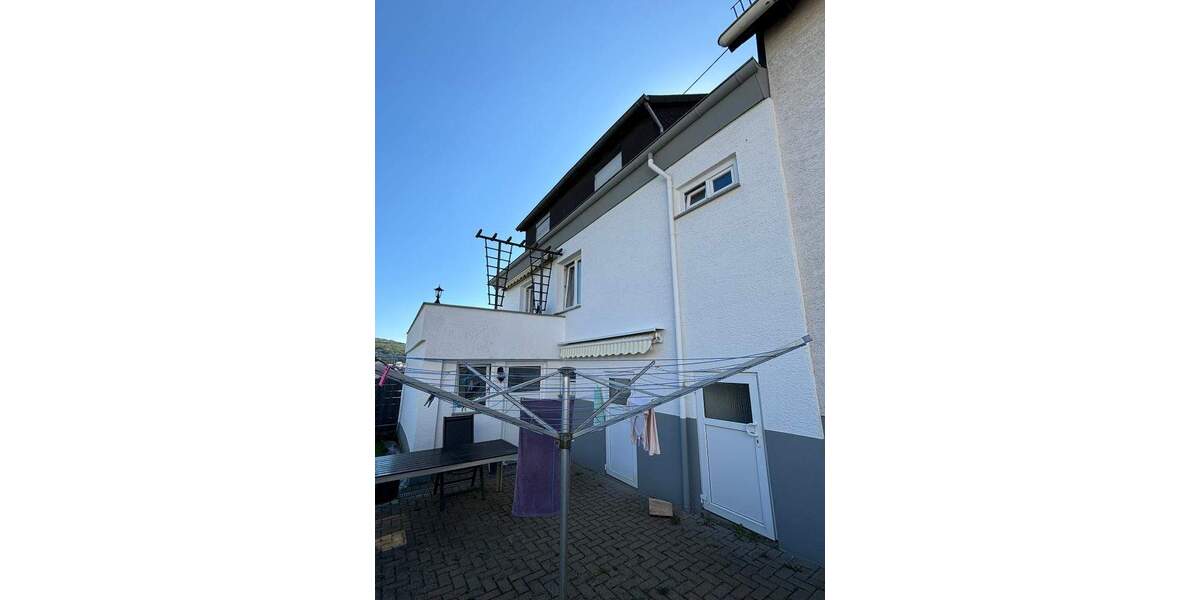 Mehrfamilienhaus, Wohnhaus Neunkirchen Wiebelskirchen - 6 Zimmer, 178 m&sup2;, 229.000&euro; | Angebot:25706021