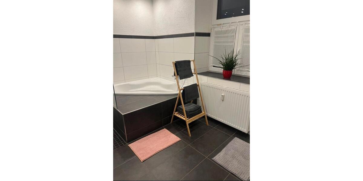 Etagenwohnung Rehlingen-Siersburg Siersburg - 5 Zimmer, 170 m&sup2;, 1.700&euro; | Angebot:25807378