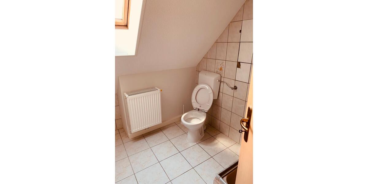 Dachgeschoßwohnung Homburg - 1 Zimmer, 67 m&sup2;, 650&euro; | Angebot:25944439