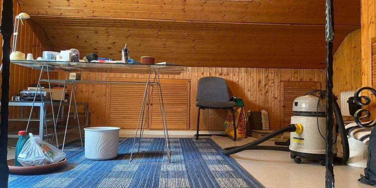 Mehrfamilienhaus, Wohnhaus Völklingen Fürstenhausen - 7 Zimmer, 150 m&sup2;, 215.000&euro; | Angebot:25771911