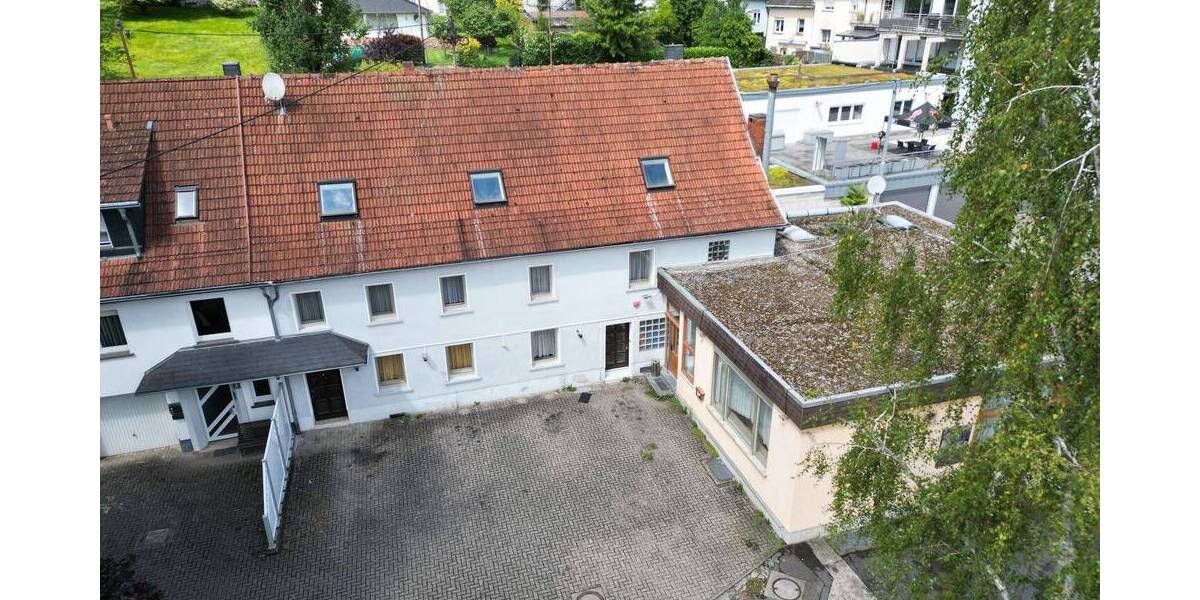 Einfamilienhaus Saarbrücken Klarenthal - 1 Zimmer, 278 m&sup2;, 170.000&euro; | Angebot:25687197
