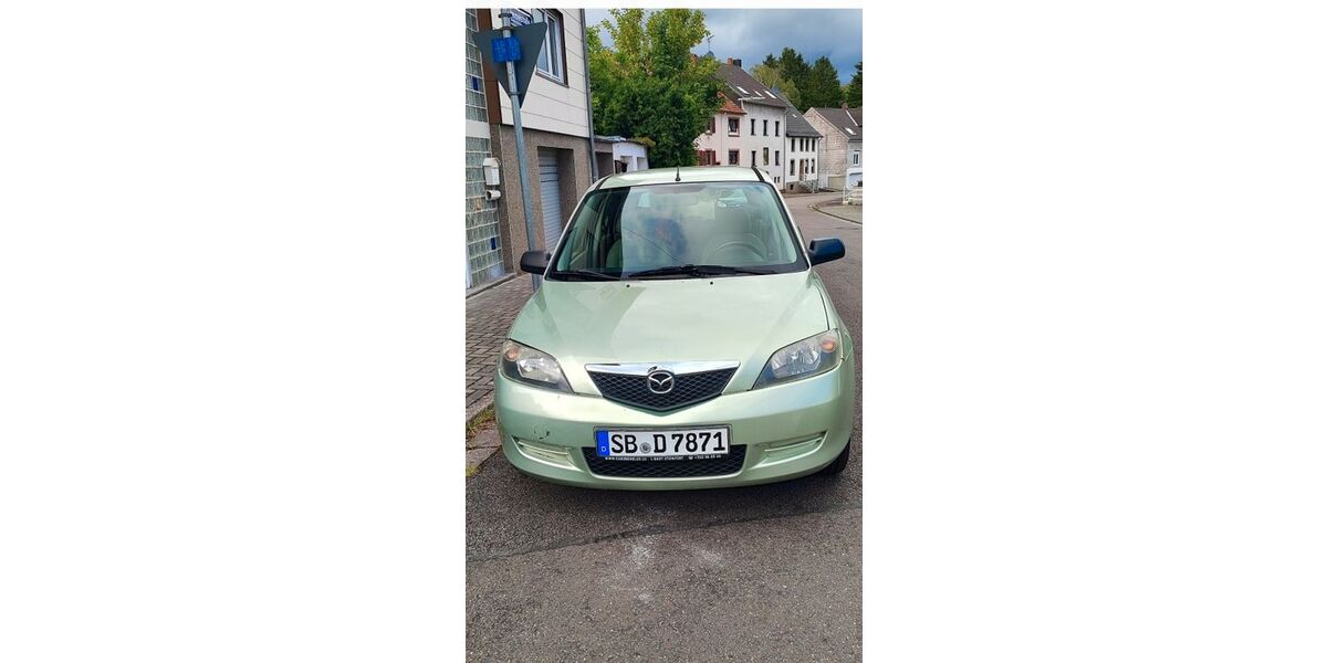Mazda 2 136.000 km 2.100 &euro; Saarbrücken 66131