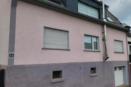 Haus Sankt Wendel - 7 Zimmer, 200 m&sup2;, 160.000&euro; | Angebot:24236125