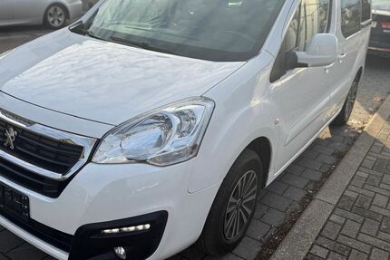Peugeot Partner 81.744 km 10.890 &euro; Saarbrücken Dudweiler 66125