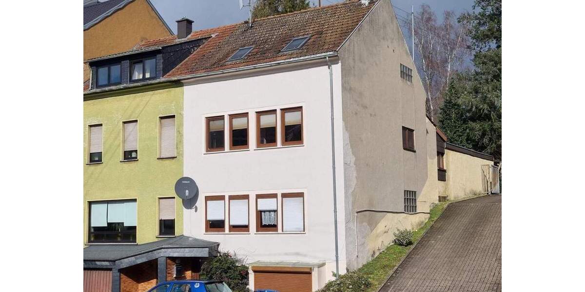 Mehrfamilienhaus, Wohnhaus Püttlingen - 129.000&euro; | Angebot:25674622