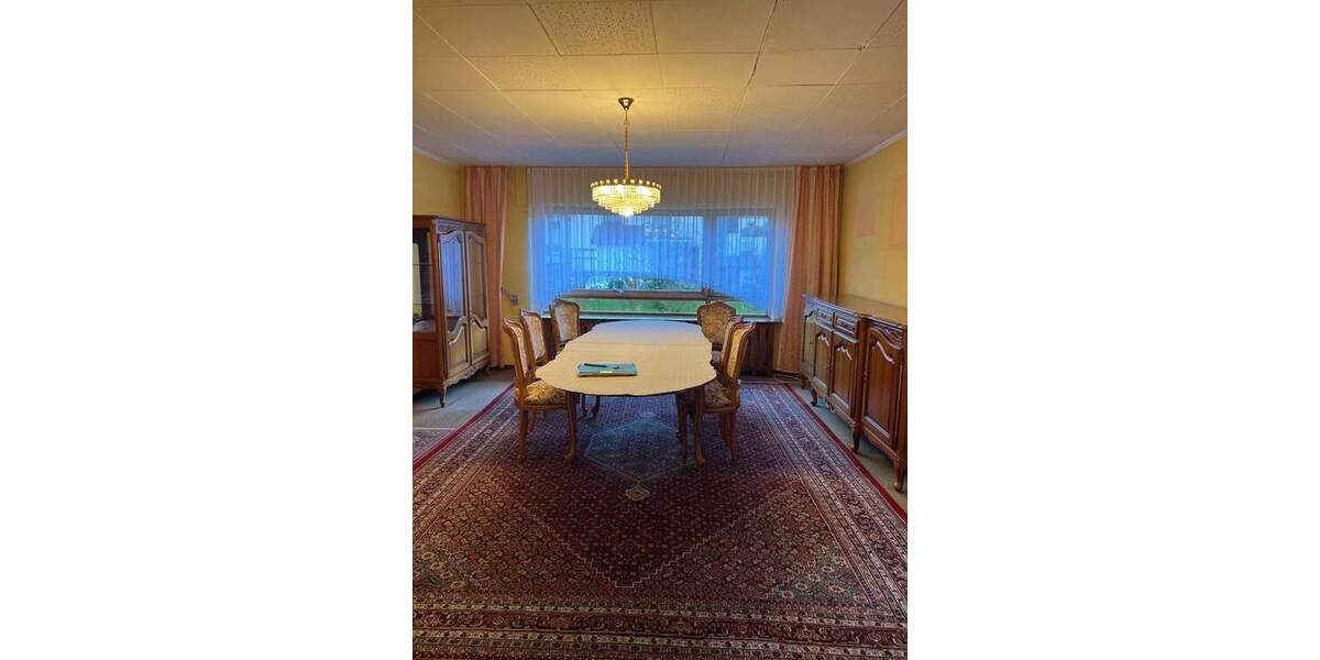 Einfamilienhaus Lebach - 6 Zimmer, 148 m&sup2;, 159.000&euro; | Angebot:25663147