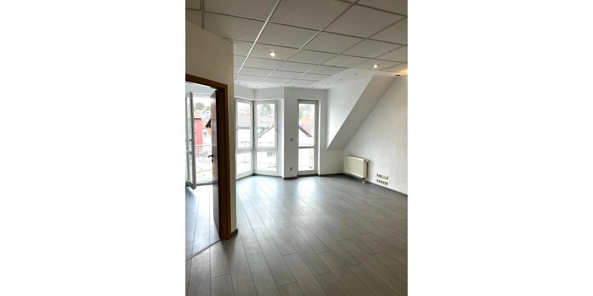 Etagenwohnung Püttlingen - 1 Zimmer, 80 m&sup2;, 790&euro; | Angebot:25875515