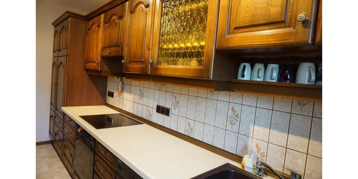 Reihenhaus Schwalbach - 7 Zimmer, 140 m&sup2;, 290.000&euro; | Angebot:25791067