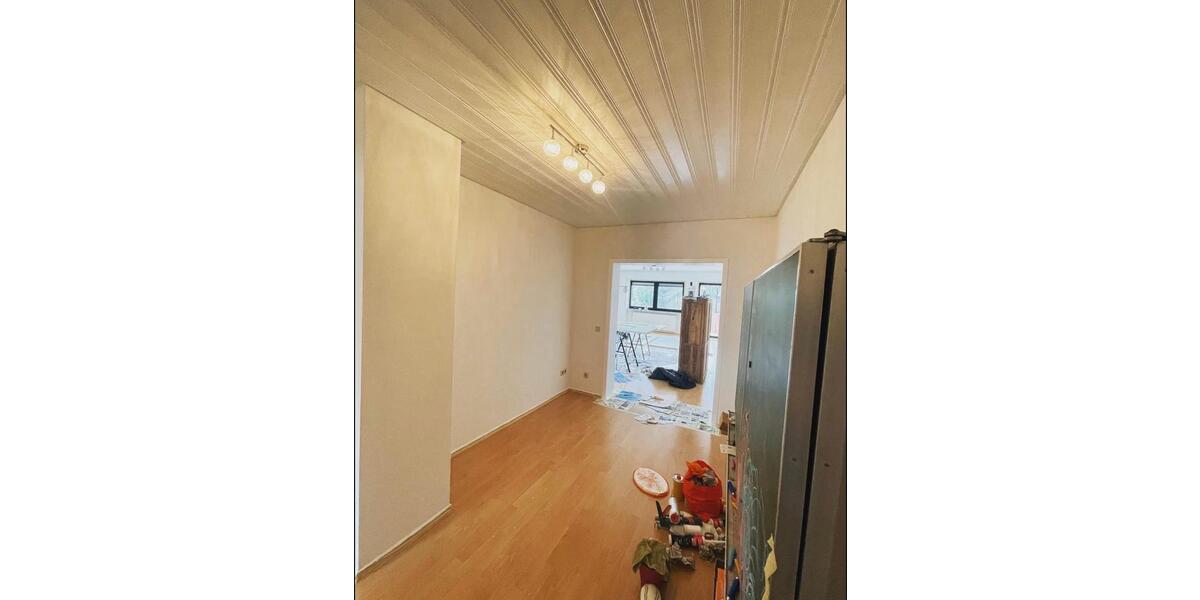 Dachgeschoßwohnung Heusweiler - 2 Zimmer, 110 m&sup2;, 210.000&euro; | Angebot:25432316