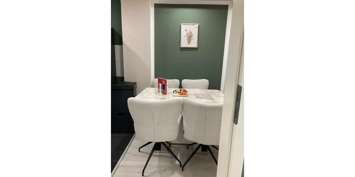 Etagenwohnung Saarbrücken West - 2 Zimmer, 60 m&sup2;, 910&euro; | Angebot:26683697